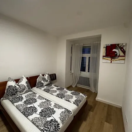 דירה In Center Of *