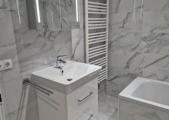 In Center Of דירה *