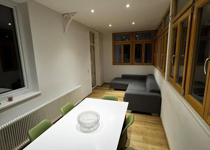 In Center Of דירה *