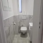 In With 3 Bedrooms *