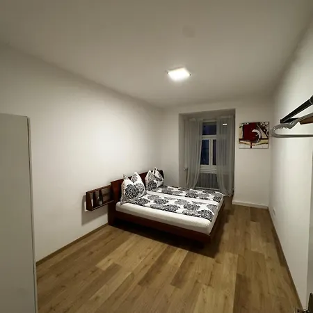In With 3 Bedrooms *